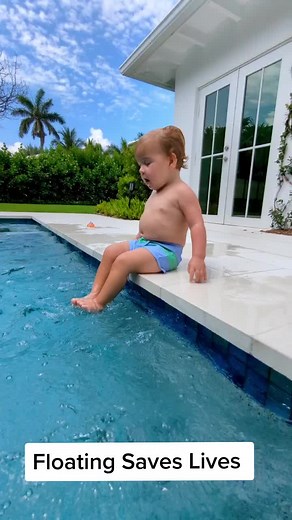 If your child fell into the pool, would they know what to do to survive? #drowningprevention #baby #babyswimming #swimfloatswim #floatingsaveslives #swim #pool #survivalswimlessons #babyswim #infantswim #infantswimlessons