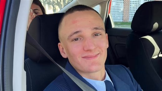 Yesterday, Friday 11.14.25, we gathered to cheer on USCG Xray 207! Congrats to you on your graduation and thank you for your service. We, along with your family and friends, are so very proud of you! Check out the smiles all around! Many times we’re lucky enough to see some Active Military, Veterans or Law Enforcement in the cars heading out…. Thank you to all of them, brothers/sisters, aunts/uncles and parents! We appreciate you! #SemperParatus | Cape May County Coast Guard Community Foundation