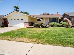 Charming Union City Fixer-Upper Is Close To Shopping, Eateries: $897K