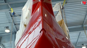 46K views · 1.8K reactions | 헖̧헮 헽헿헲헻헱 헳헼헿헺헲 ⛵️ Assemblage, stratification, ponçage, peinture, marquage ⚙️.... l'équipe technique d'Initiatives-Cœur travaille d'arrache pied pour faire de ce nouveau bateau un vrai bolide des mers  Vivement la mise à l'eau 朗 | Initiatives Cœur | Facebook