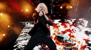 DEF LEPPARD Share Behind The Tour 2025 - Episode 1: León, MX; Video