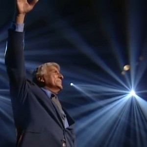 78K views · 6.4K reactions | On this day in 1965, "If I Ruled the World: Songs for the Jet Set" was released. Enjoy this performance of "Fly Me to the Moon" from the album, as performed on MTV Unplugged.  | Tony Bennett | Facebook