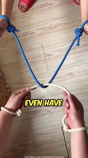 13K views · 114 reactions | How to escape a rope in seconds .. #reelschallengereelschallenge #reelsvideoシ #fypシ゚viralシfypシ゚viralシalシ #fyoupageシ | 홝홖ힺힺ홞홣홣헲홨홨 | Facebook