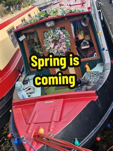 Signs of longer, dryer, warmer days are everywhere and I couldn't be happier. Opened my Duck Hatch for the first time today...The sound of the birdsong soothes my soul 🐦🎶