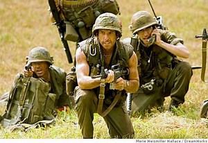 Top Funniest Scenes from War Movies!