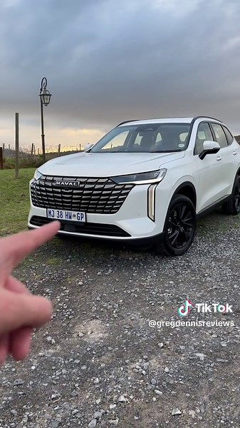 The 2025 GWM HAVAL H6 is here, this facelift is equipped with a lot more standard tech, a wider range of choice, value for money pricing and additional options when it comes to the HEV models. Check out the video for more into on pricing, performance and spec. #haval #havalh6 #cars #BuiltForBigMoments #capetown #gwm #gwmhaval #havalsouthafrica #gregdennisreviews #cartok