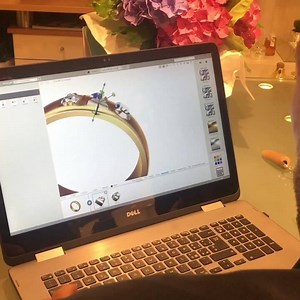 Crea assieme a noi la tua #fedenuziale #countersketchingjewellery #matrimonidiclasse #matrimonidiclassetorredelgreco #soloperdonneuniche #soloperpochiuomini #gioielleriatorredelgreco #gioielleria #countersketchitalia #elvidocampaniellogioielli #bride #matrimonio #nozze #sposi #sposa #anellinuziali | Elvido Campaniello Gioielli