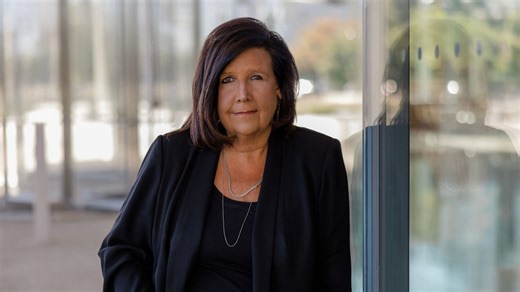 Donna Tweeten, Hy-Vee's first female president, dies at 63