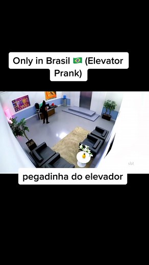 Hilarious Elevator Prank in Brazil