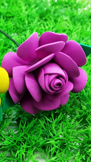 161K views · 717 reactions | Rose Flower Making Easy Tutorial at Home  #reelsviral #reelsvideo #handmade #roses  | Origami Art & Crafts | Facebook
