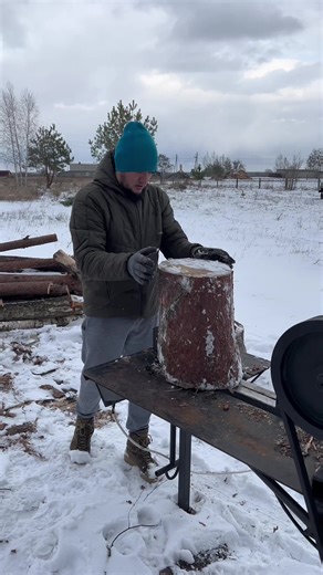 Efficient Pine Log Splitting Techniques