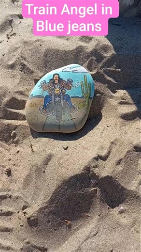 Music video reimagined whith handmade elements .‪@train‬#handmade #drawing #california #art