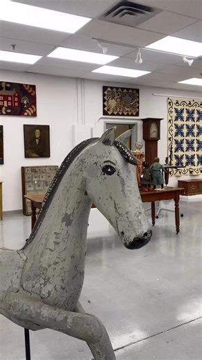 New England Auctions is pleased to announce two exceptional single-owner Americana sales this upcoming January: Americana Including the Collection of Nancy and Gary Stass on Wednesday, January 14, and Americana Featuring the Collection of Sally and Bill Gemmill on Thursday, January 15. Public previews are just around the corner (see below), so here’s a brief overview of our gallery setup. A longer video format will follow next week. Previews take place December 29 and 30, from 9:30 a.m. to 3:30 