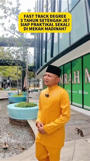 6 comments | Fast Track Degree dapat Diploma & Degree dalam masa 3 tahun setengah je? Siap dapat Praktikal di Mekah Madinah sekali 1 bulan ? iya betul ni lah Program terbaru Fast Track Degree pengurusan haji umrah bagi siapa yang berminat dan bersedia ! #fakultipengurusanhajidanumrah #degreefastrack #praktikalmekahmadinah | Pengurusan Haji & Umrah | Facebook