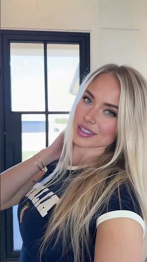 Aino's Sultry Tease: Hot Lingerie Moments