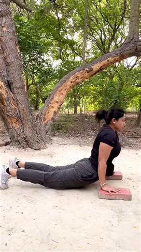 Riya Sharma on Instagram: "शक्ति बढ़ाओ 🙌🏻💯"