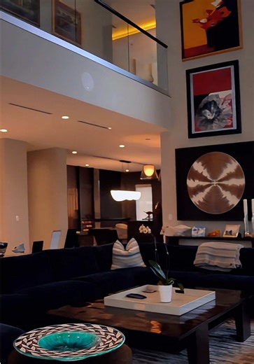 At CM, we understand every project is a major investment, which is why we approach it with the highest level of professionalism, expertise, and commitment. We combine technical experience and attention to detail to turn every idea into a functional, high-end result. We work closely with each client with seriousness and precision, ensuring every space reflects exactly what was envisioned. CM — precision, expertise, and results that speak for themselves.