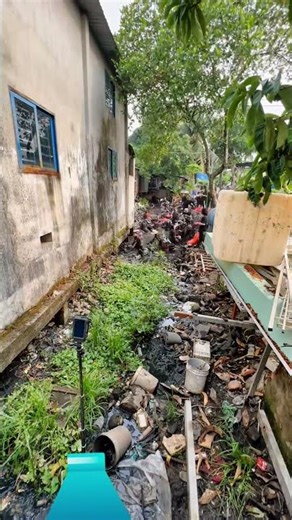 Reviving the polluted canal right next to the residential area #saigonxanh #cleanuptheworld