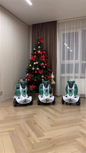 ДЕТСКИЕ ЭЛЕКТРОМОБИЛИ Казахстан, СНГ on Instagram: "💸ЦЕНА: 34 900ТГ💸 Генератор Пузырей в детском электромобили?! Гениально‼️🥳🥳🥳 ____________________________________ 🎁🎀🎈В ПОДАРОК номер, оформление шариками и бантиком⁠ ⠀⁠⠀⁠⠀⁠⠀⁠⁠ 🚛Доставка работает ВСЕ дни⁠ ⠀⁠⠀⁠⠀⁠⁠⠀⁠⠀⁠⠀⁠⁠ 📞Узнать подробнее: +7 (701) 726-98-48"