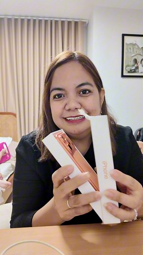 Unboxing my new orange phone🥹❤️ | Jaze Merin & Family