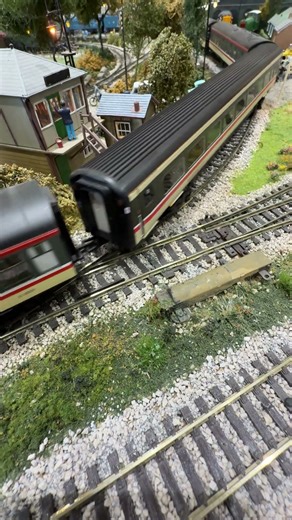 Class 20 Double header DRS fairwell Tour passing the Invacar.