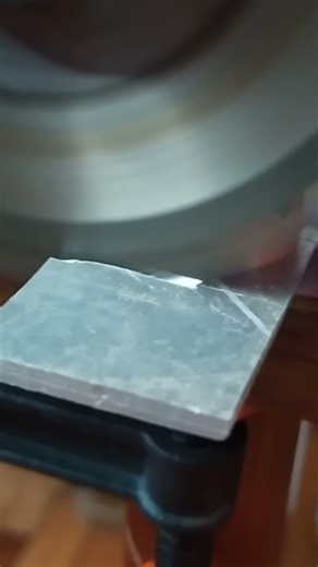 Cutting aluminum with a carbide tipped circular saw blade for angle grinder