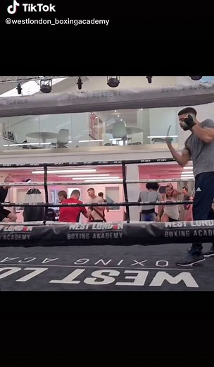 Beginners session at West London Boxing Academy!! 🥊