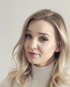 89 reactions · 11 comments | Overwhelmed by paint color? Peel-and-Stick samples take out all the guesswork. Made with real paint from Sherwin Williams, Benjamin Moore, Farrow & Ball and PPG. | Samplize | Facebook