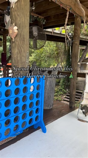 Forget the snow — we’re dreaming of a lakefront Christmas at Treasure...