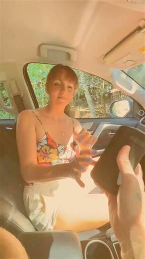 This automatic car diffuser keeps your car smelling fresh FOR YEARS 😱 No water required, just screw in the included fragrance oil of your choice. It’s USB-Powered and runs up to 6h! Upgrade your drive now 👉https://maskco.com/products/automatic-car-diffuser | Mask Co.