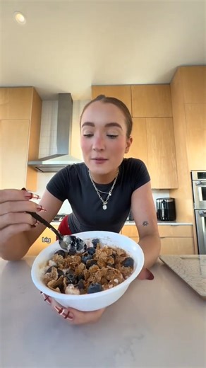 How to Eat Out Without Blowing Your Diet 😋