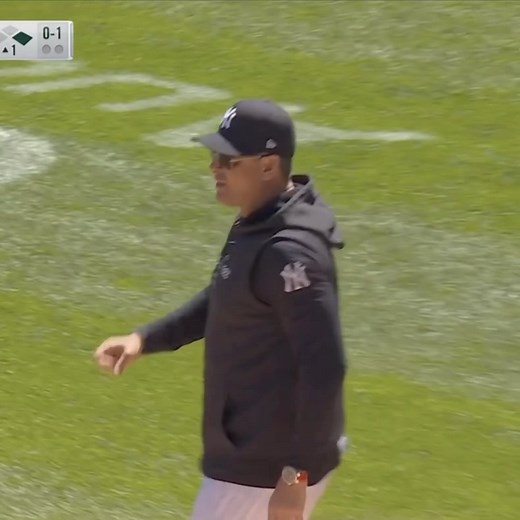 Aaron Boone just got ejected for absolutely NO reason. What a joke umpires have been this season. Boone: “I didn’t say anything!?” Umpire: “I don’t care” LOL WHAT | Yankees Avenue