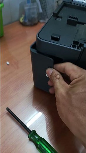 Epson L11050 Maintenance box replacement.