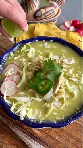 Chicken Pozole Verde 🌿 Easy Mexican Green Pozole Recipe