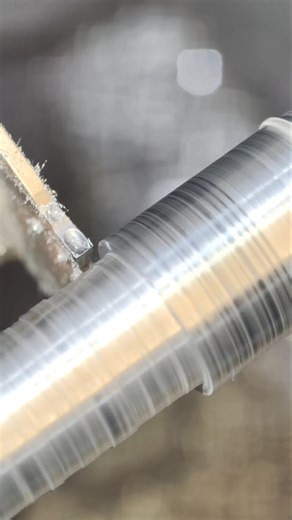 #lathemachine #carbide #automobile #machine #tools #cnc #lathe #creative #turning #metal #shorts