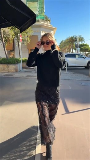 Il suffit de peu pour briller !✨ 🖤 « LILI K EN FÊTES » 🪩 La Nouvelle Collection est en ligne sur lilik.fr | Lili K