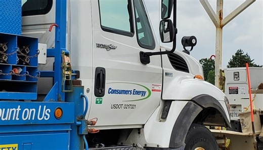 Consumers Energy donates $200K to Michigan food banks