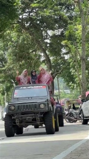 Belalang tempur Jeep adventure offroad Kemuning #truckoffroad #automobile #motoroffroad #mudding