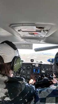 Flying an Airplane For The First Time ❗️