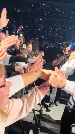 Apache 207 Concert Highlights in Hannover