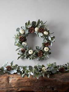 9 gorgeous autumn wreaths to bring seasonal charm to your home