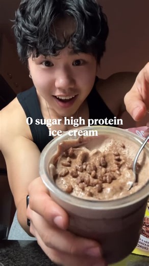 Jerry on Instagram: "Sugar free Coco Pops ice cream!🍦👀 📌Ingredients: - 500ml oat milk - 40g Macromike Coco Pops almond protein - 10g Cacao powder - freeze for 12hrs and let ninja creami do the magic🪄 - ENJOY!!!! 🙌🏻🙌🏻 I am genuinely obsessed with @macr0mike ‘s new Kellogg collection🤤 #lowcalorierecipes #sugarfree #macromike"