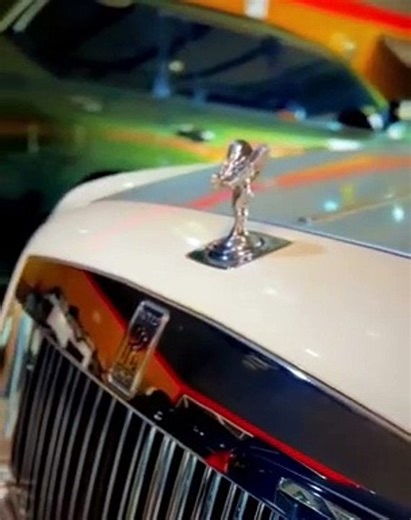 limoudxb roll royce car rent in dubai