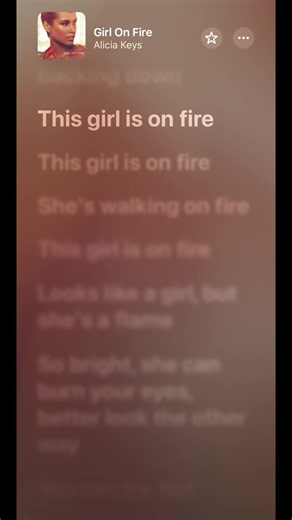 Girl on Fire - Alicia Keys #girlonfire #lyrics_songs #lyrics #fyp #throwbacksongs
