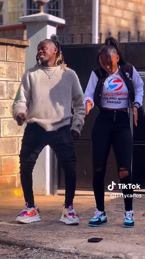 Bubbly Bubbly: Flirty Carlos Makes Waves! 😂