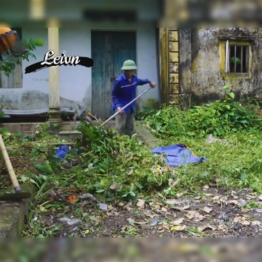 Clean up king cobra bite scene captured on camera Cre:Clean up 91 . . . . . #deepcleaning #oddlysatisfying #beforeandafter #makeover #transformation #sariafyingcleaning #sparklingclean #tidyup #deepclean #homecleaning #putzen #nettoyer #cleaning #rivercleanup #cleanupthedirtykitchen #cleantok #superclean #kitchencleaner #limpiezahogar #cleaningforfee #housecleaning #kitchencleaning #bedroomcleaning #livingroomcleaning #cleanupthetrash #cleanupthedirtyroom | CHill