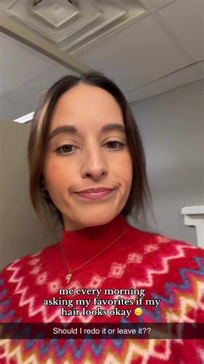 me every morning asking my favorites if my hair looks okay 🙃 #justagirl #hairstyle #braidstyles #itbelikethat #veryimportant