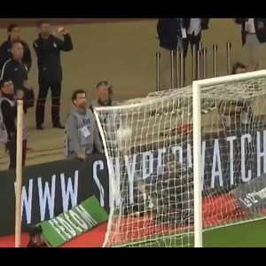 11K views · 141 reactions | Mbappé bagunçando esse final de semana no francês. Se liga nessa assistência, joga pouco o moleque? Vai no gingado não fera!  | Radio Alphamyx Brasil | Facebook