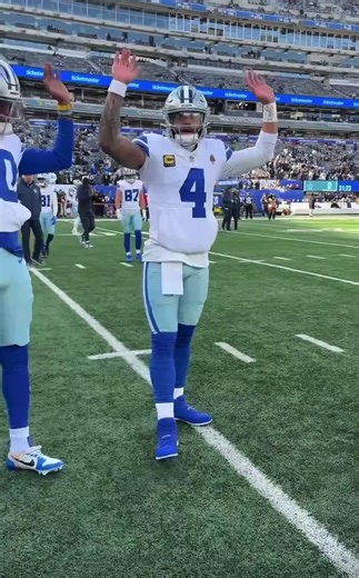 Top 5 NFL teams with the best squads entering the new season!🏈🔥 #football #TikTokCampaign #footballtrivia #nfl #nflfootball