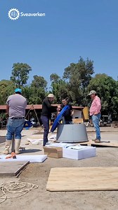 🎉 Celebrating a milestone in Mexico with RoboPusher Nimbo! We're thrilled to share that Mexico has welcomed its very first RoboPusher Nimbo unit. Fast installation, easy operation, improved efficiency, exceptional service, and overall: a happy customer. Curious to see how our Nimbo can enhance your operations? Find out more here: https://bit.ly/45Aqj51 . . . #farmtech #dairyfarming #CattleFeeding #EfficiencyBoost #sveaverken | Sveaverken Global